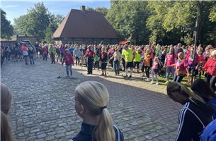 Am 29. September treffen sich Läufer, Nordic-Walker und Radfahrer, um in einer gemeinsamen Aktion Geld für die Frauenselbsthilfe nach Krebs zu sammeln. Foto: Kemper 